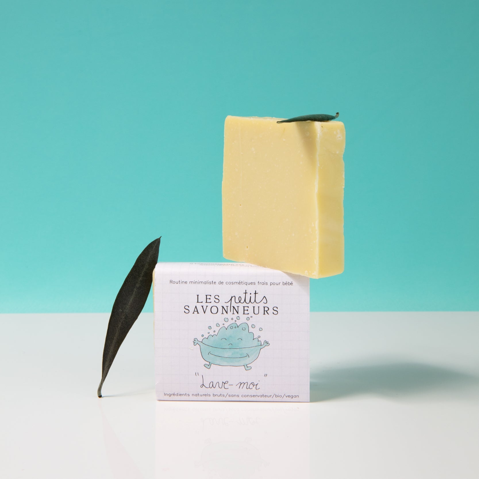 "Wash me": surgras body, face and scalp soap